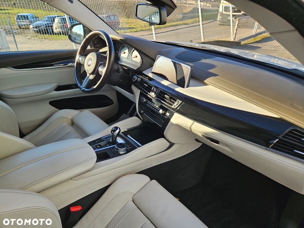 BMW X6M - 6