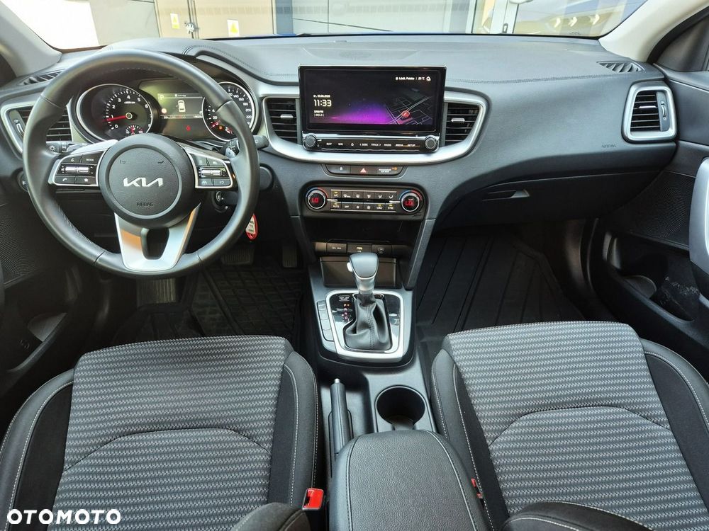 Kia Ceed 1.5 T-GDI M DCT - 24