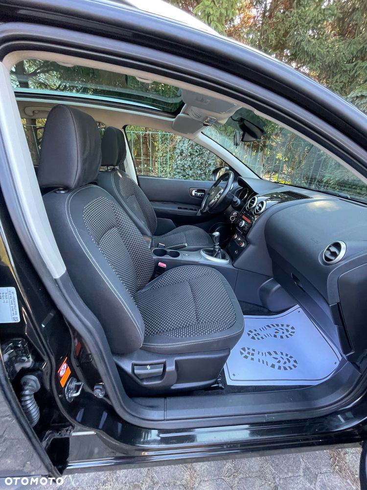 Nissan Qashqai+2 2.0 dCi DPF acenta - 26