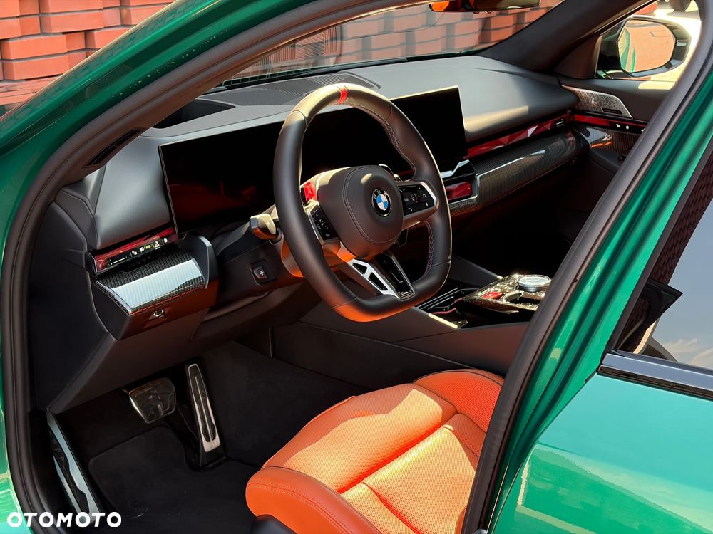 BMW M5 xDrive - 28