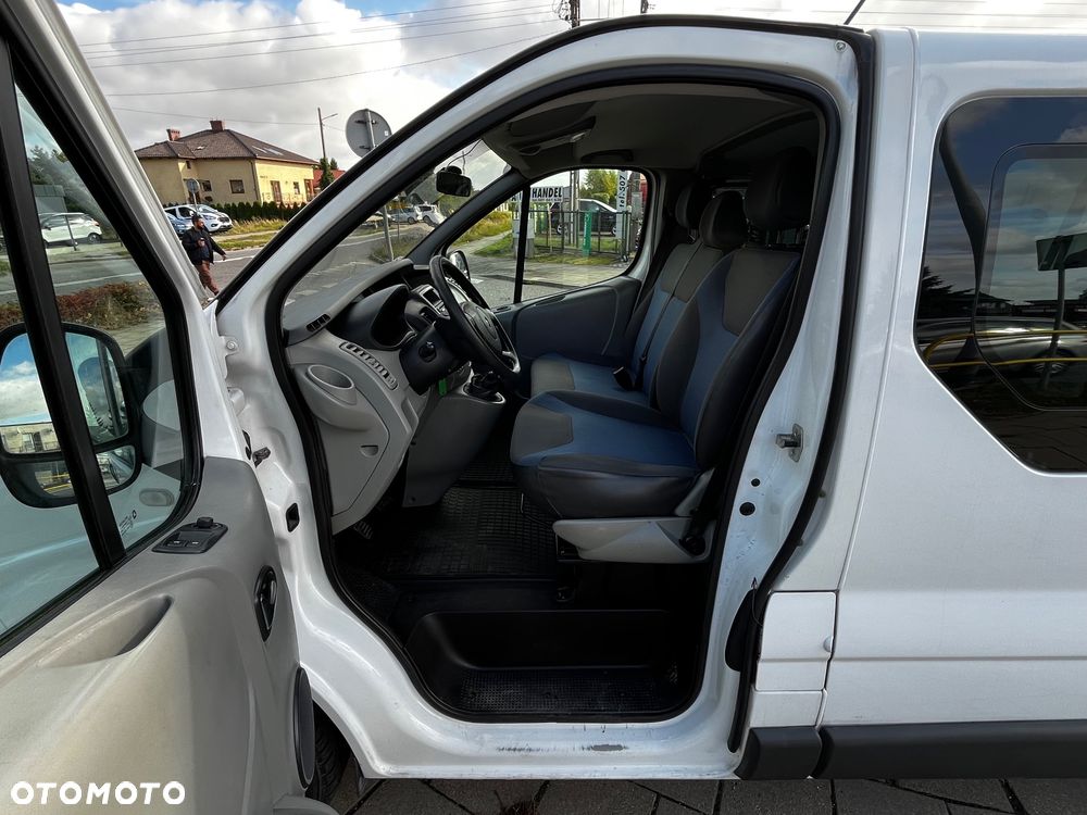 Renault Trafic 2013 photo 5