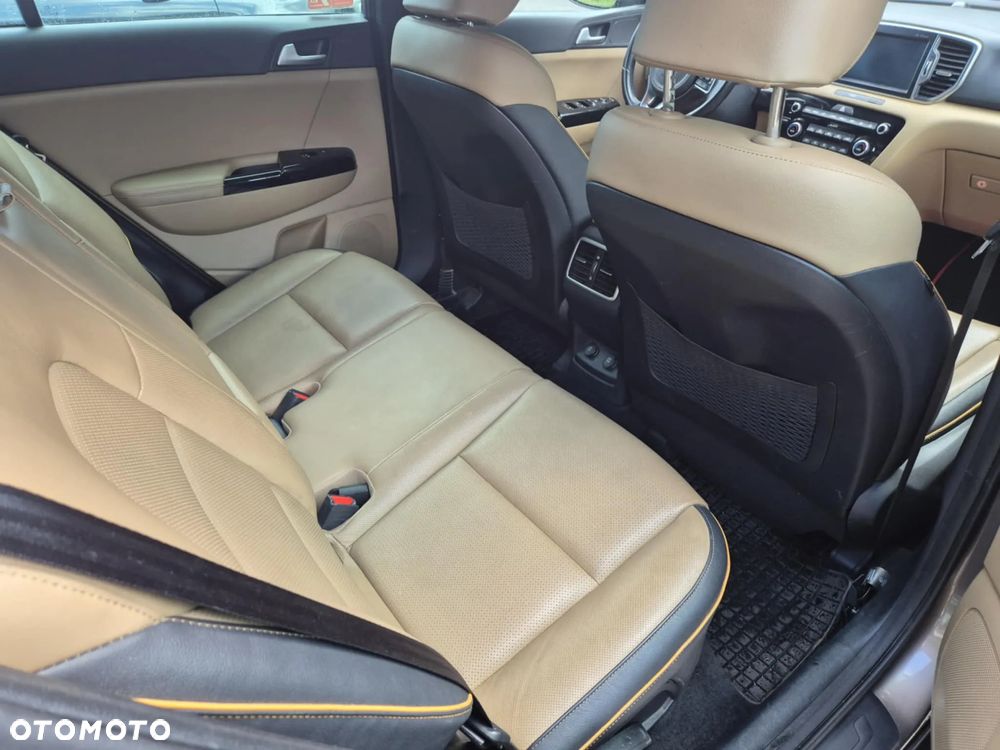 Kia Sportage 1.7 CRDI L 2WD DCT - 11