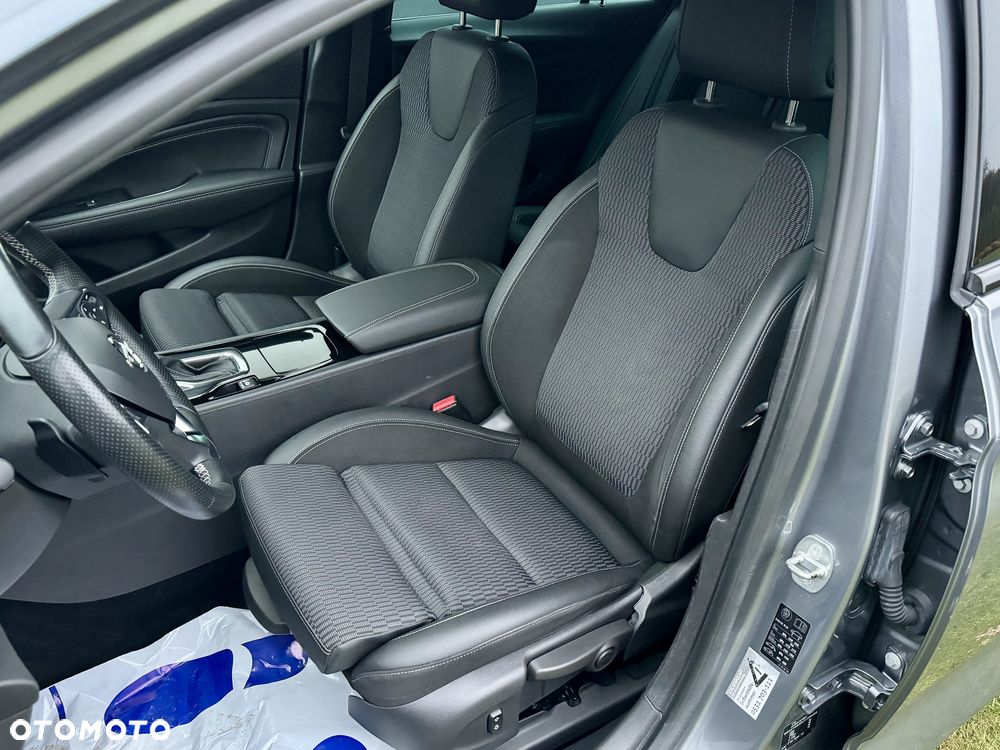 Opel Insignia Grand Sport 2.0 BiTurbo D 4x4 Automatik Innovation - 26