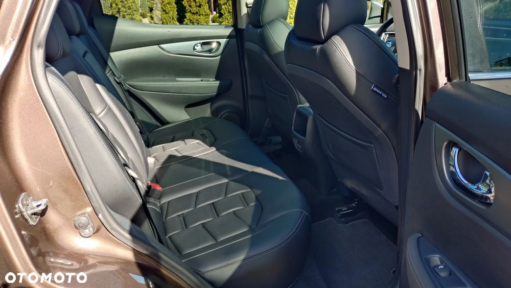 Nissan Qashqai 1.3 DIG-T Tekna DCT - 23