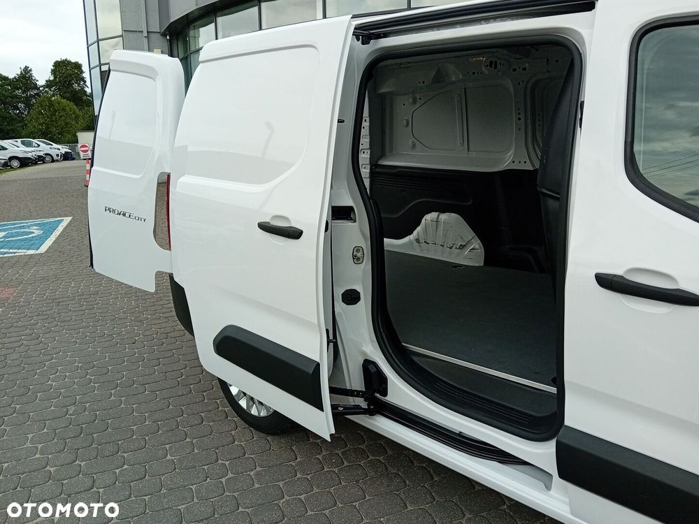 Toyota PROACE CITY - 20