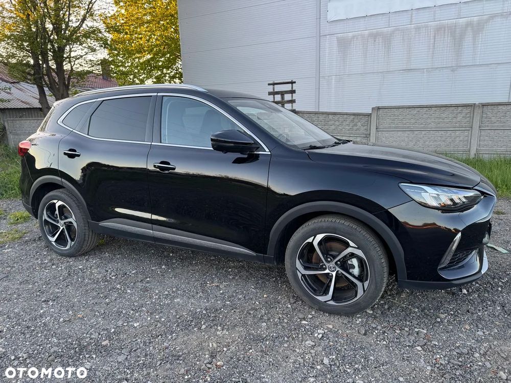 MG HS 1.5T Luxury - 3