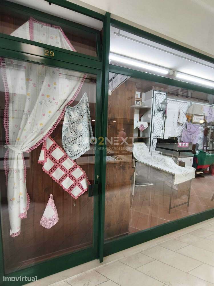 LOJA COMERCIAL || 1.º ANDAR || CENTRO COMERCIAL SÃO FRANCISCO || LE... - Grande imagem: 2/20