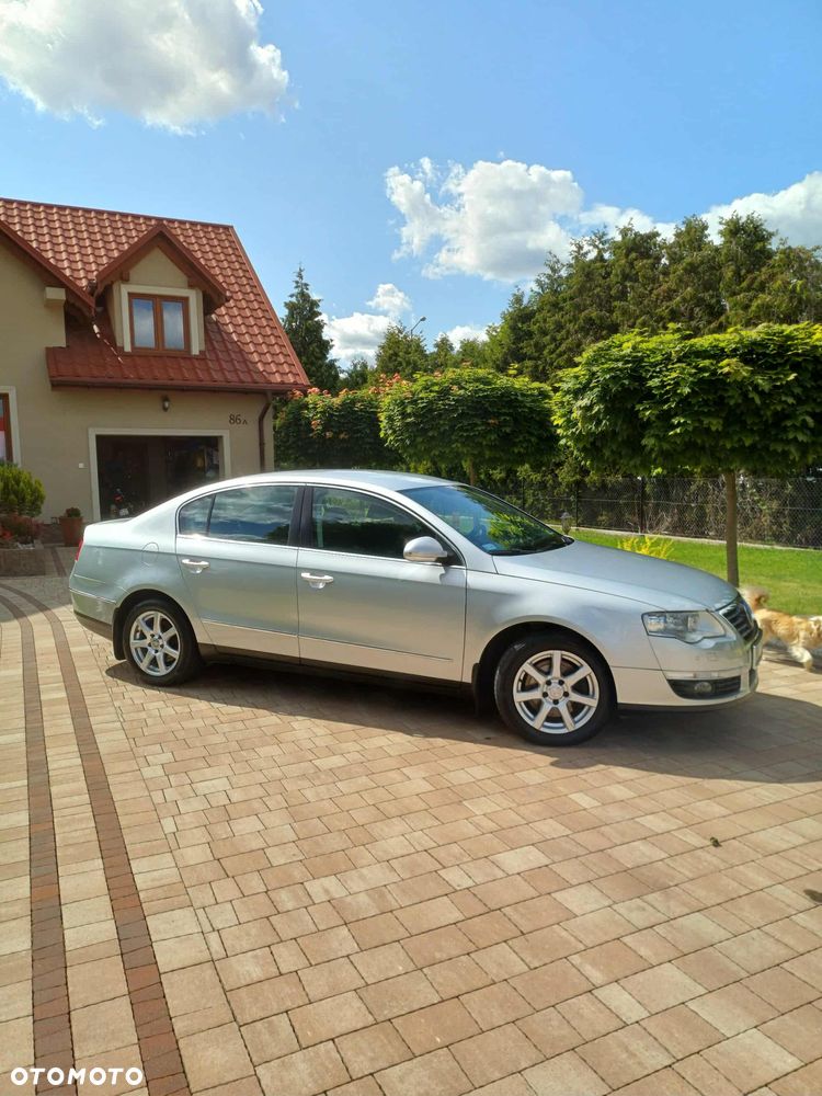 Volkswagen Passat 1.8 TSI Comfortline - 27
