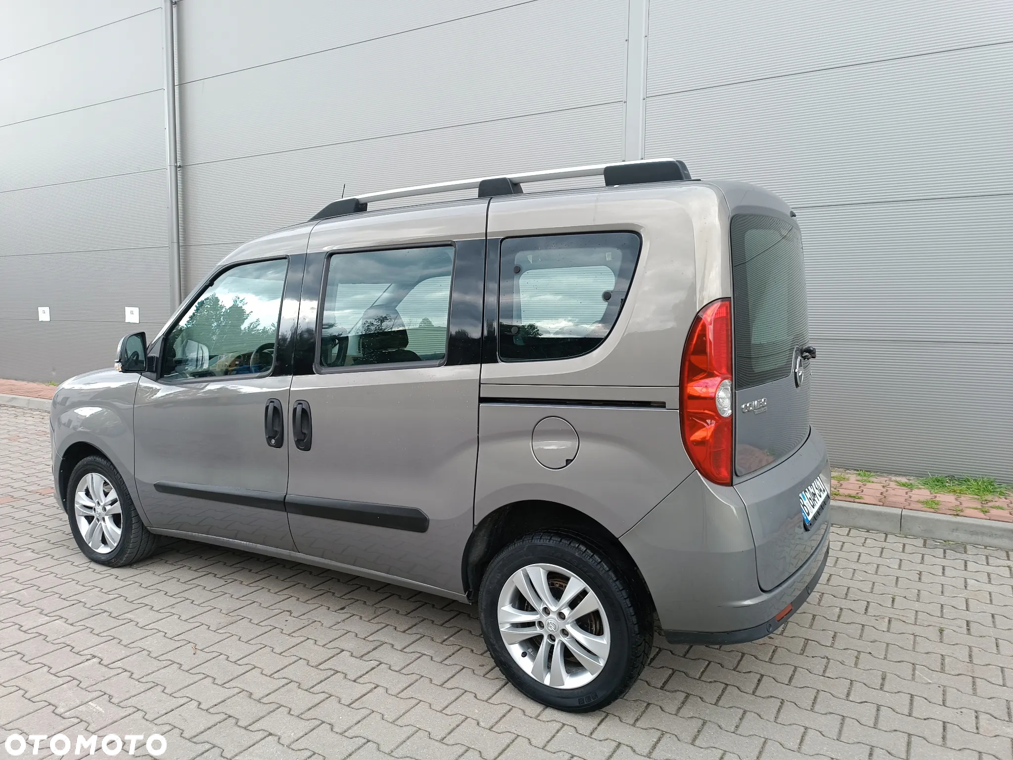 Opel Combo 1.6 CDTI L1H1 Edition - 4