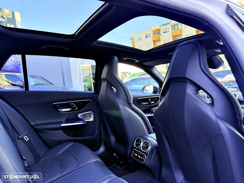 Mercedes-Benz C 63 AMG S - 33