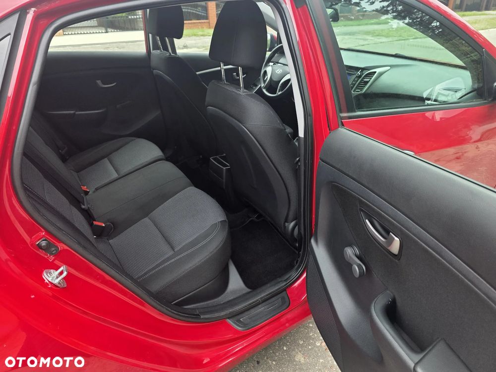 Hyundai i30 1.4 Classic - 12