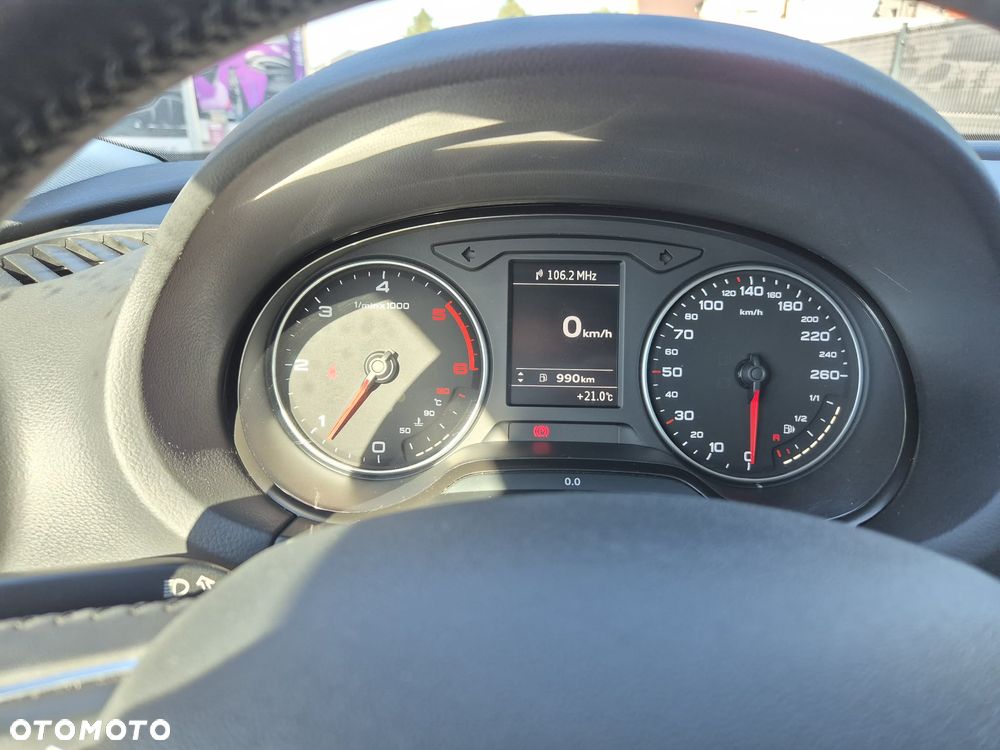 Audi A3 Sportback 1.6 TDI ultra Attraction - 9