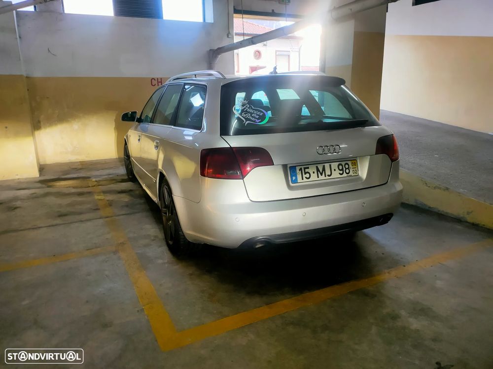 Audi A4 1.9 TDI S-line - 3