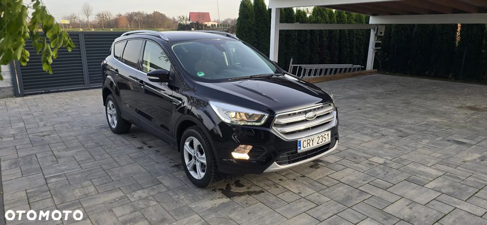 Ford Kuga 1.5 EcoBoost 2x4 Black & Silver - 5