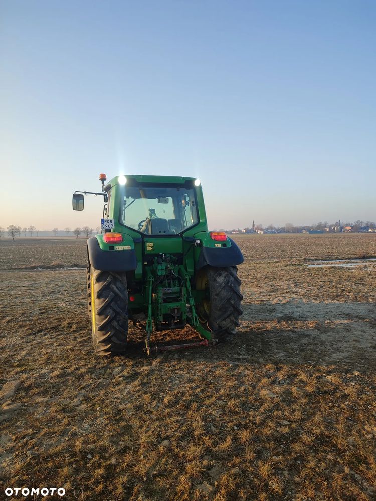 John Deere 6120 - 3