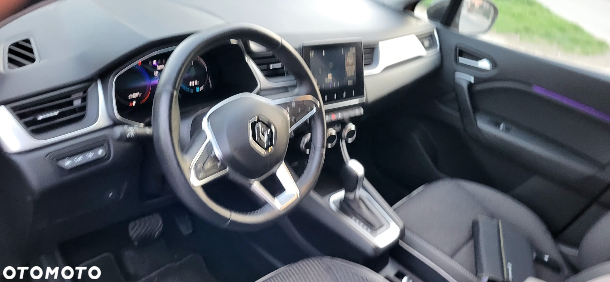 Renault Captur - 16