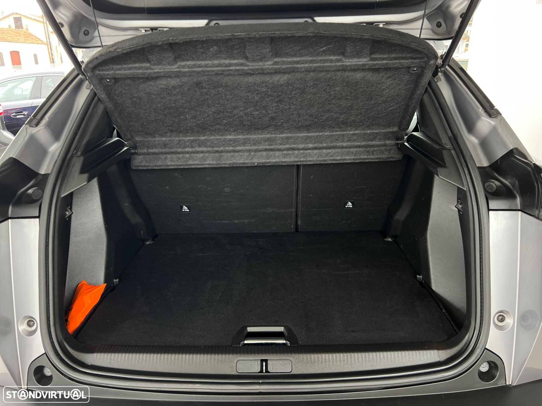 Peugeot 2008 1.5 BlueHDi Active Pack - 28