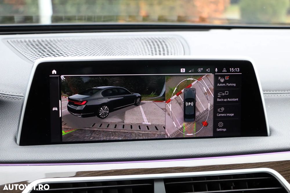 BMW Seria 7 740Li xDrive - 39