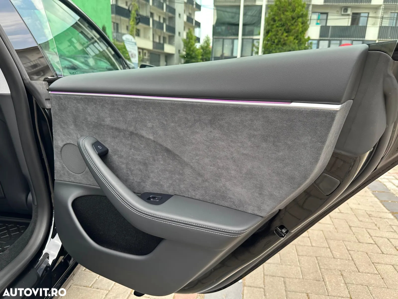 Tesla Model 3 Langstreckenbatterie Allradantrieb Dual Motor - 40