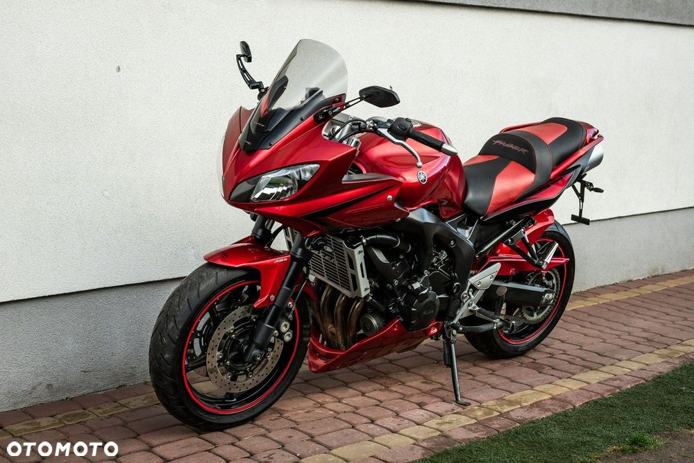 Yamaha FZ - 7