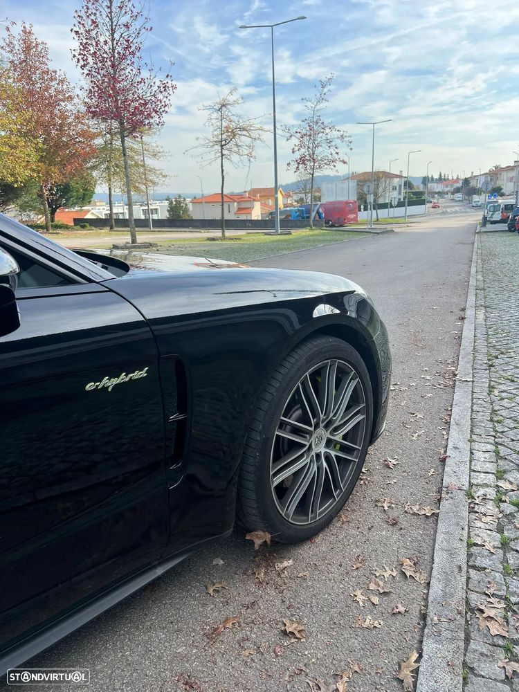 Porsche Panamera 4 E-Hybrid - 15