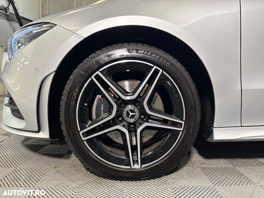 Mercedes-Benz CLA 250 e 8G-DCT AMG Line - 14