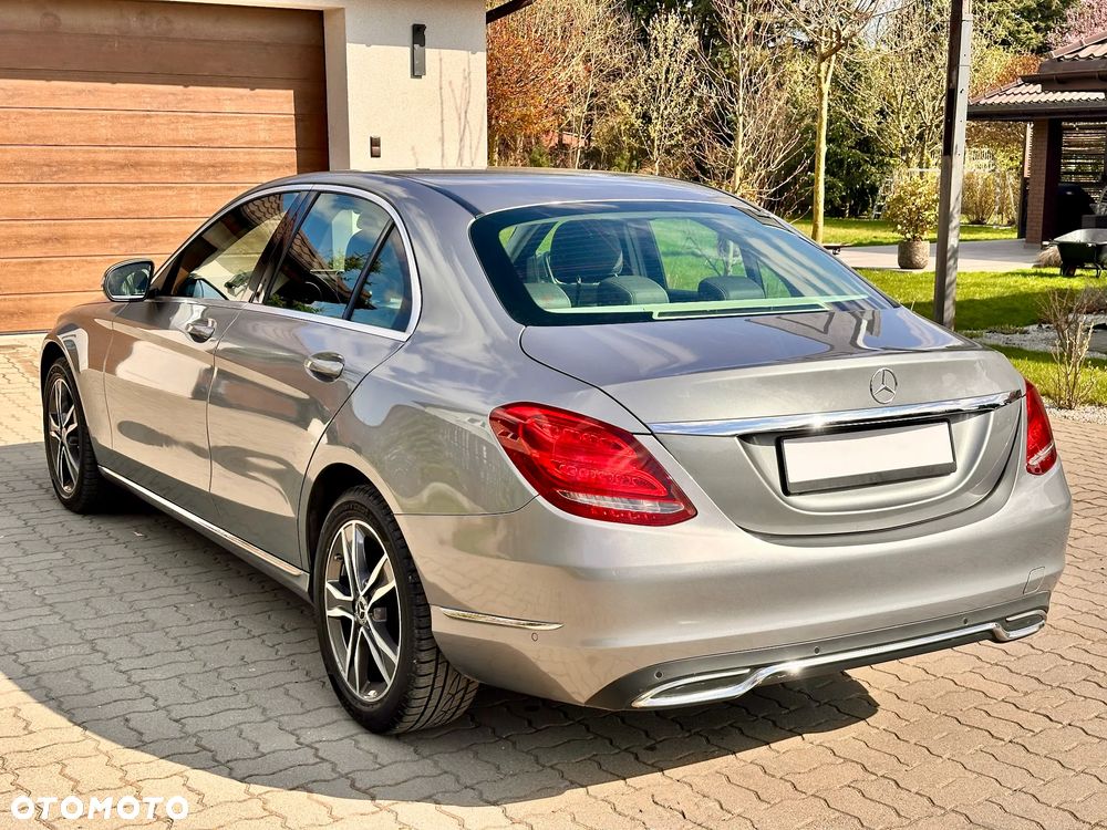 Mercedes-Benz Klasa C - 2