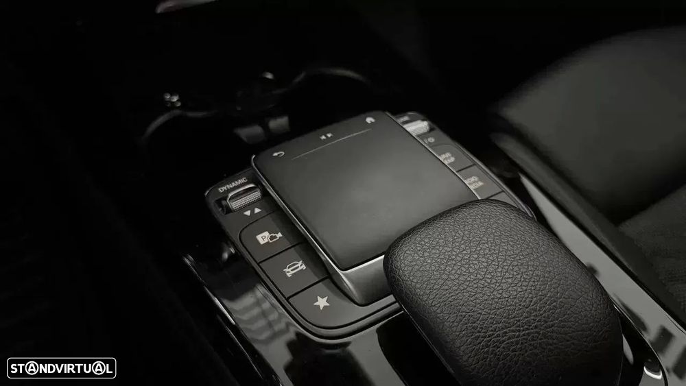 Mercedes-Benz A 180 d Progressive Aut. - 24