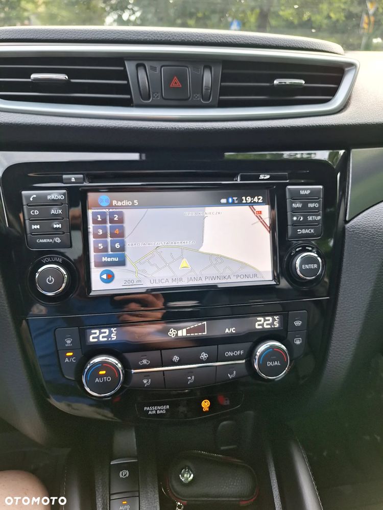 Nissan Qashqai 1.6 DIG-T Tekna+ - 27