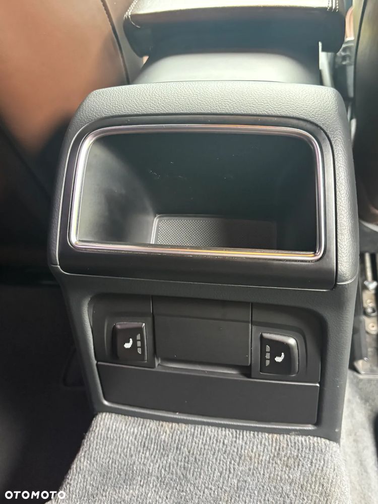 Audi A4 Limousine - 14