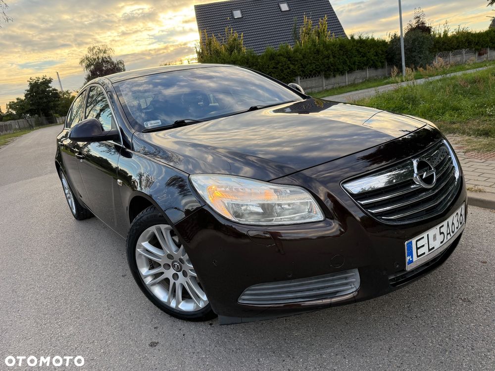 Opel Insignia 1.8 Cosmo - 1