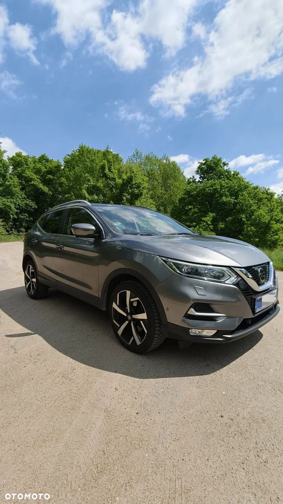 Nissan Qashqai 1.6 DIG-T Tekna - 1