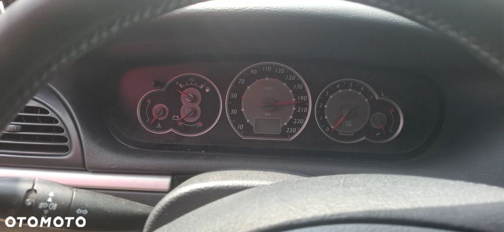 Citroen C5 kombi na części 9HZ (DV6TED4), 9HY (DV6TED4 - 8