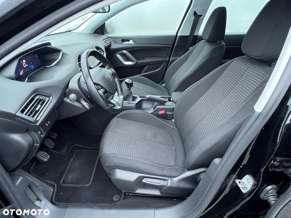 Peugeot 308 BlueHDi 130 Active Pack - 14