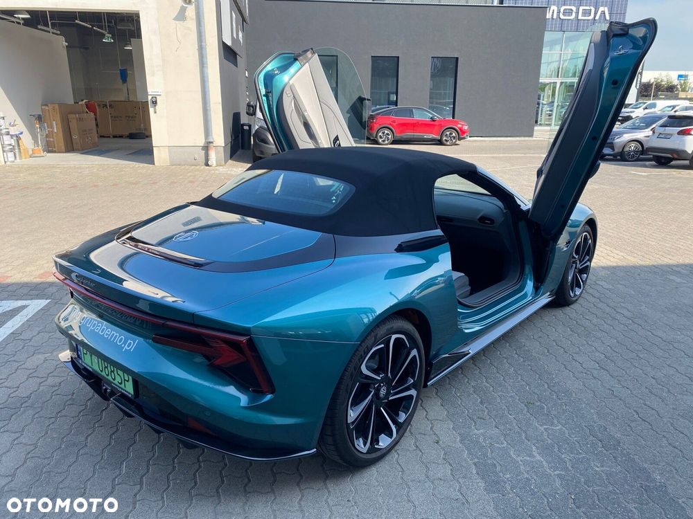 MG Cyberster 77kWh AWD Czarny Dach - 15