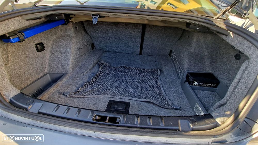 BMW 320 d Coupe Active - 21