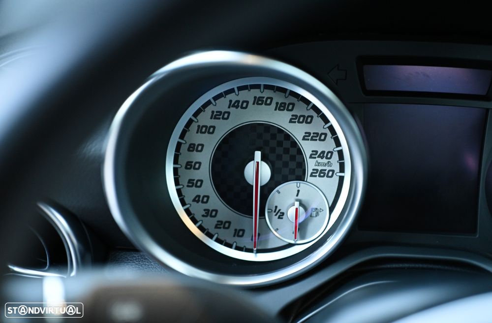 Mercedes-Benz SLK 250 CDI BE - 3