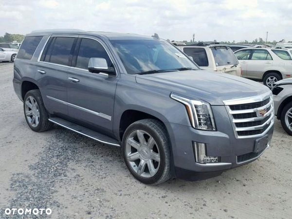 CADILLAC ESCALADE 15 ĆWIARTKA BŁOTNIK TYLNY