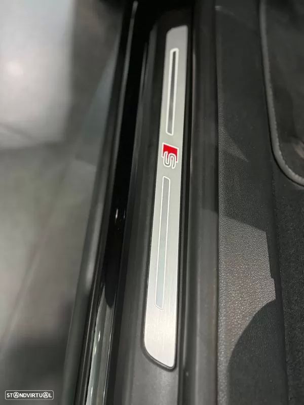 Audi Q8 3.0 TDI 50 quattro Tiptronic - 24