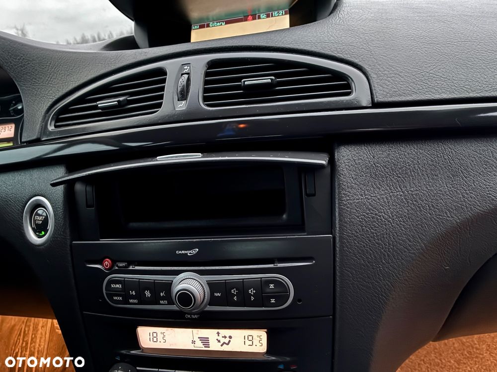 Renault Laguna 2.0 Initiale - 27