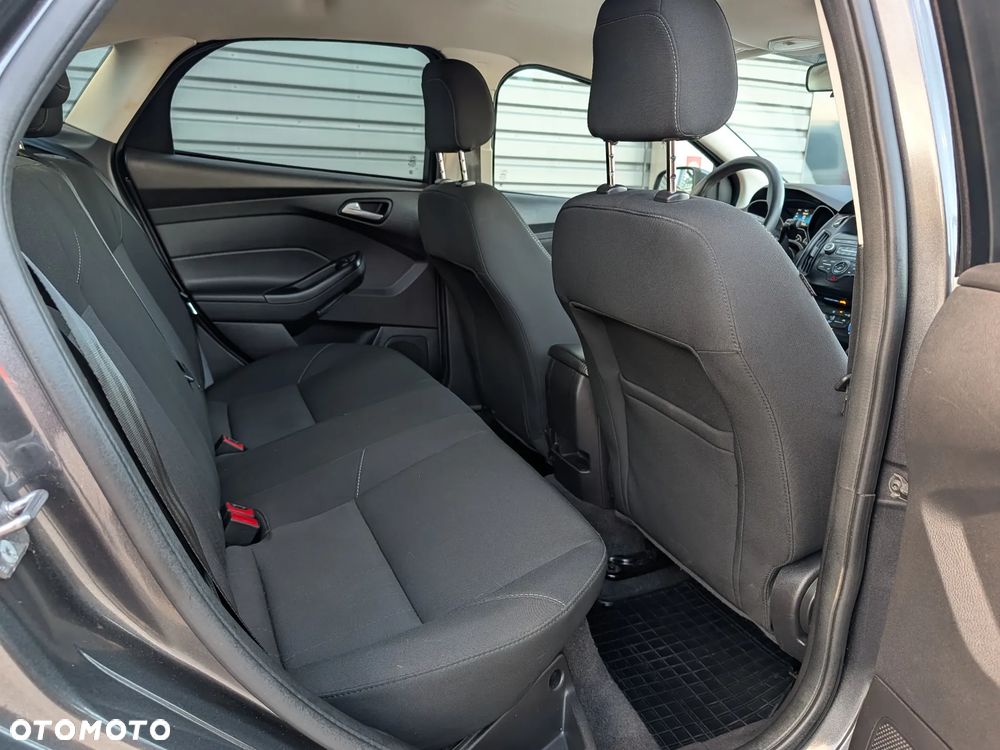 Ford Focus - 17