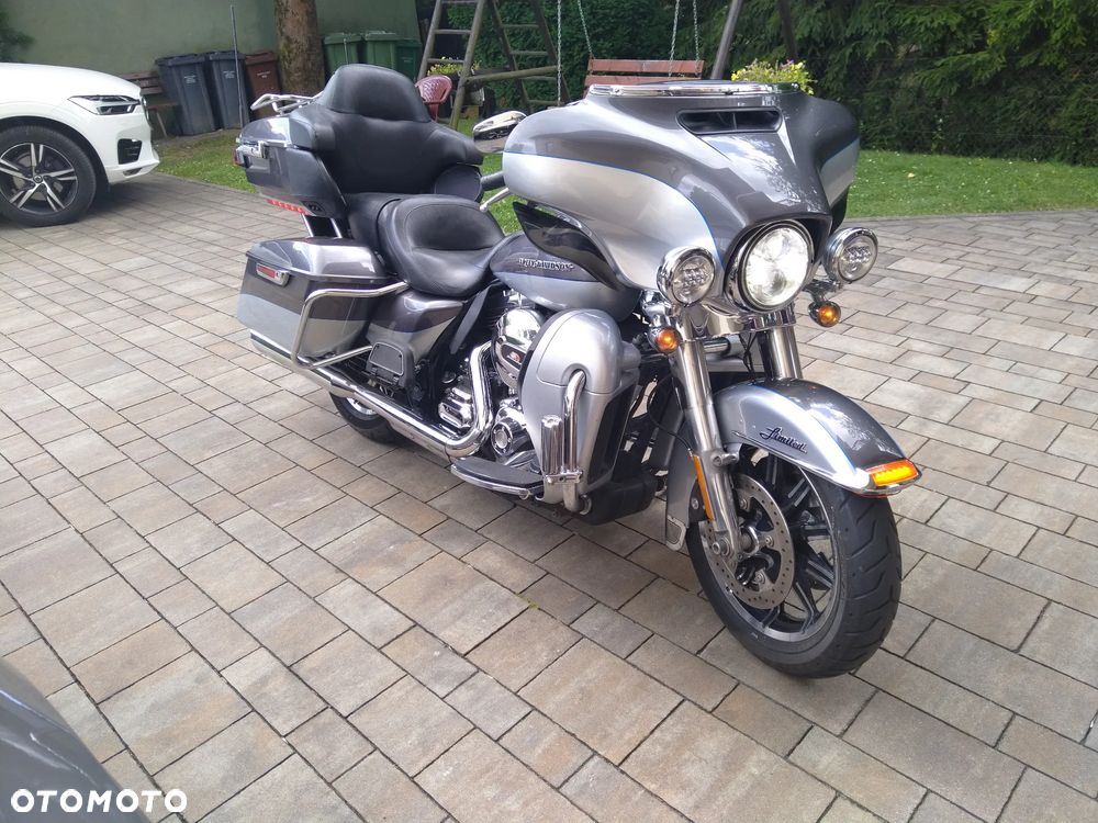 Harley-Davidson FLHTCU Ultra - 13