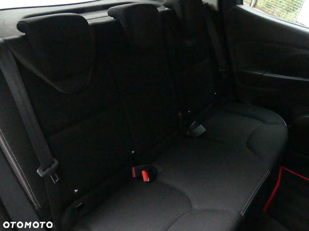 Renault Clio - 17