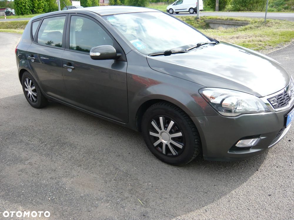 Kia Ceed 1.6 CVVT Vision - 8