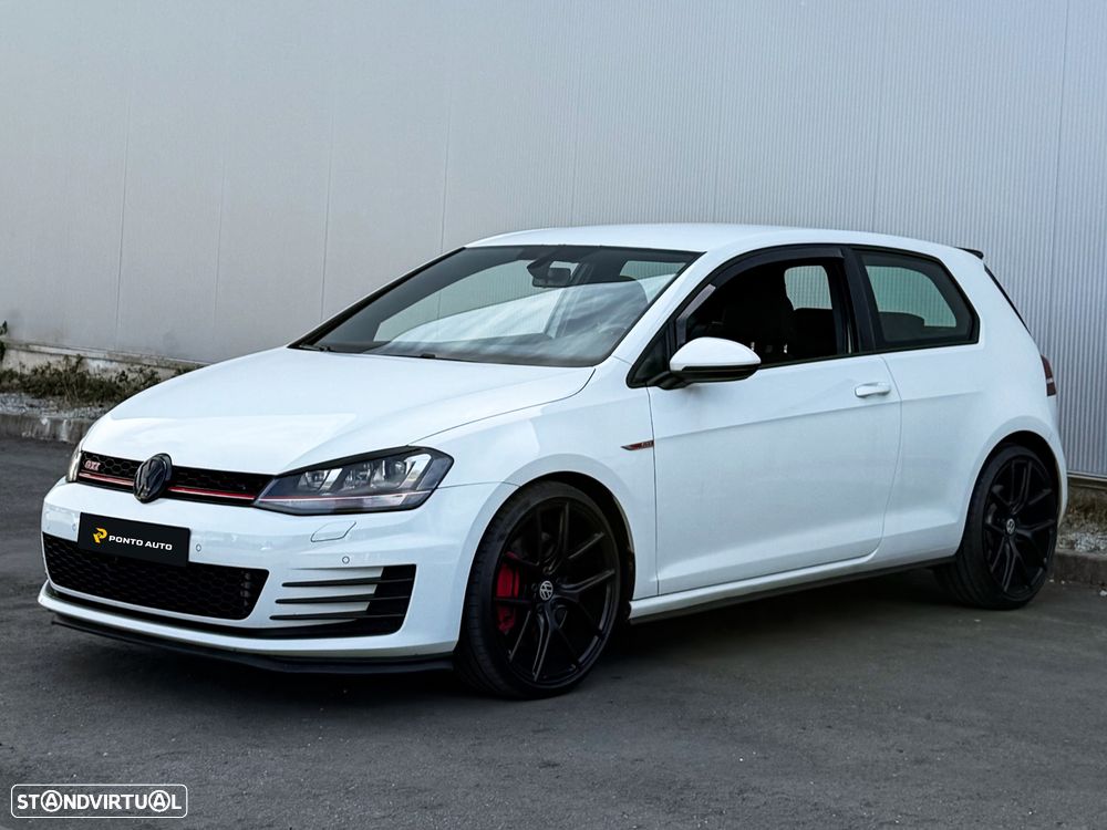 VW Golf GTI Performance BlueMotion DSG - 2