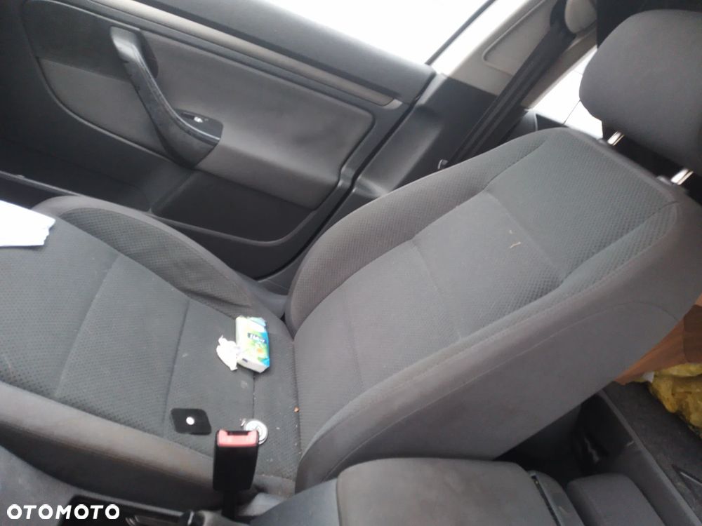 VW GOLF V 1.9 TDI BKC   RADIO ORYGINALNE - 29