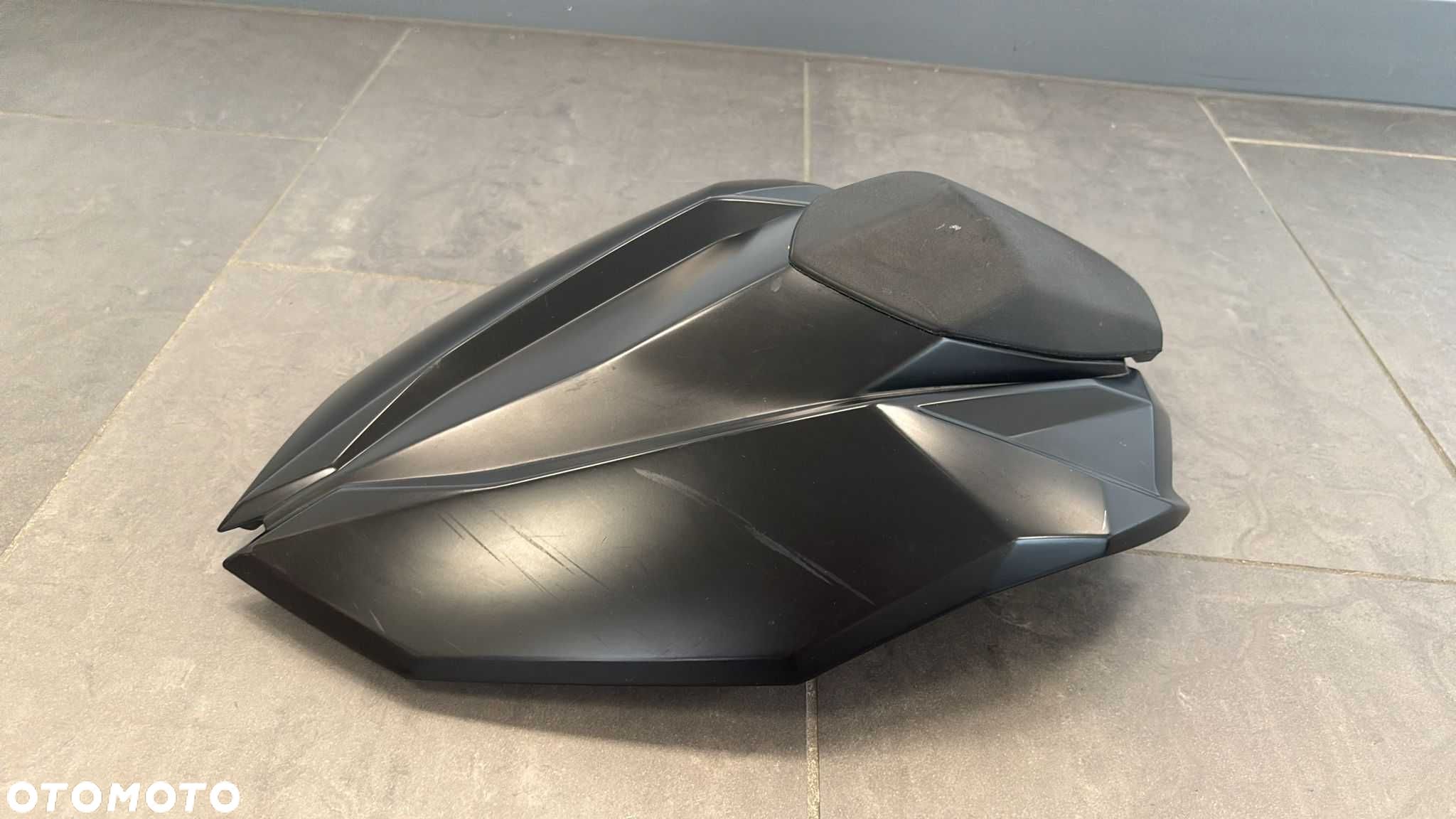 Osłona Siedzenia Pasażera Kawasaki Ninja Z800. 2012-18 [1418] - 1