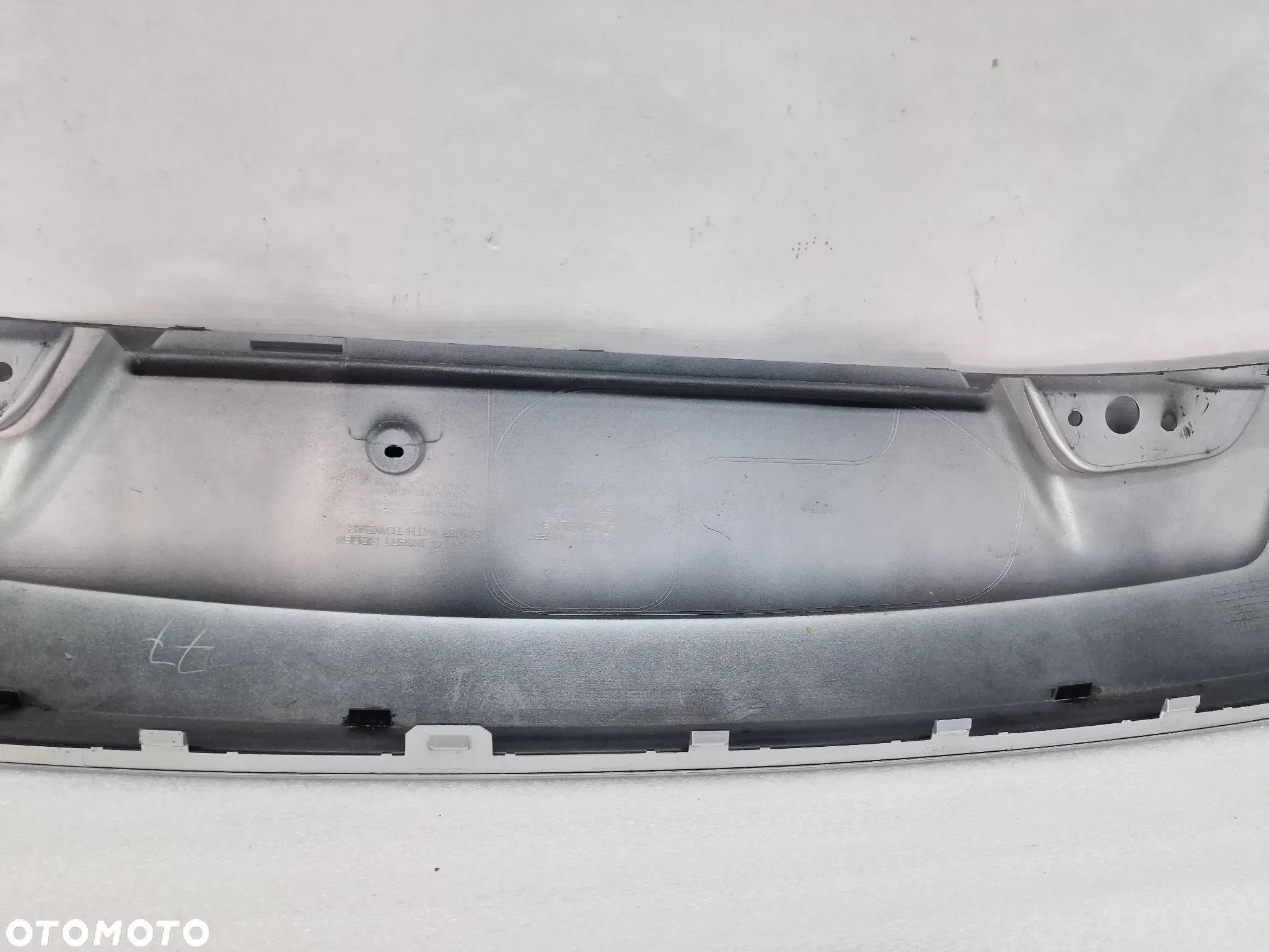 VOLVO XC40 17- DYFUZOR / SPOJLER ZDERZAKA TYLNEGO TYLNIEGO TYŁ , BEZ HAKA , NR 32136123 / 32136122 , NR AUKCJI DT458 - 12