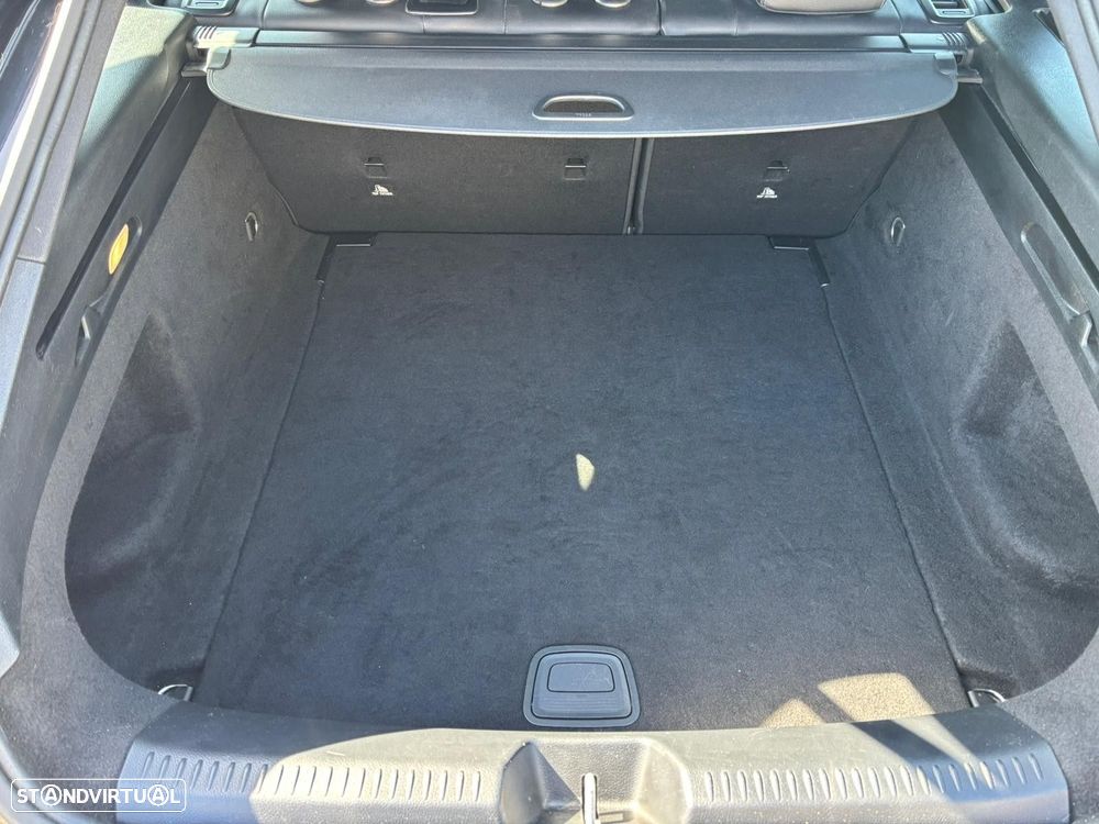 Mercedes-Benz CLA 180 d Shooting Brake AMG Line Aut. - 11