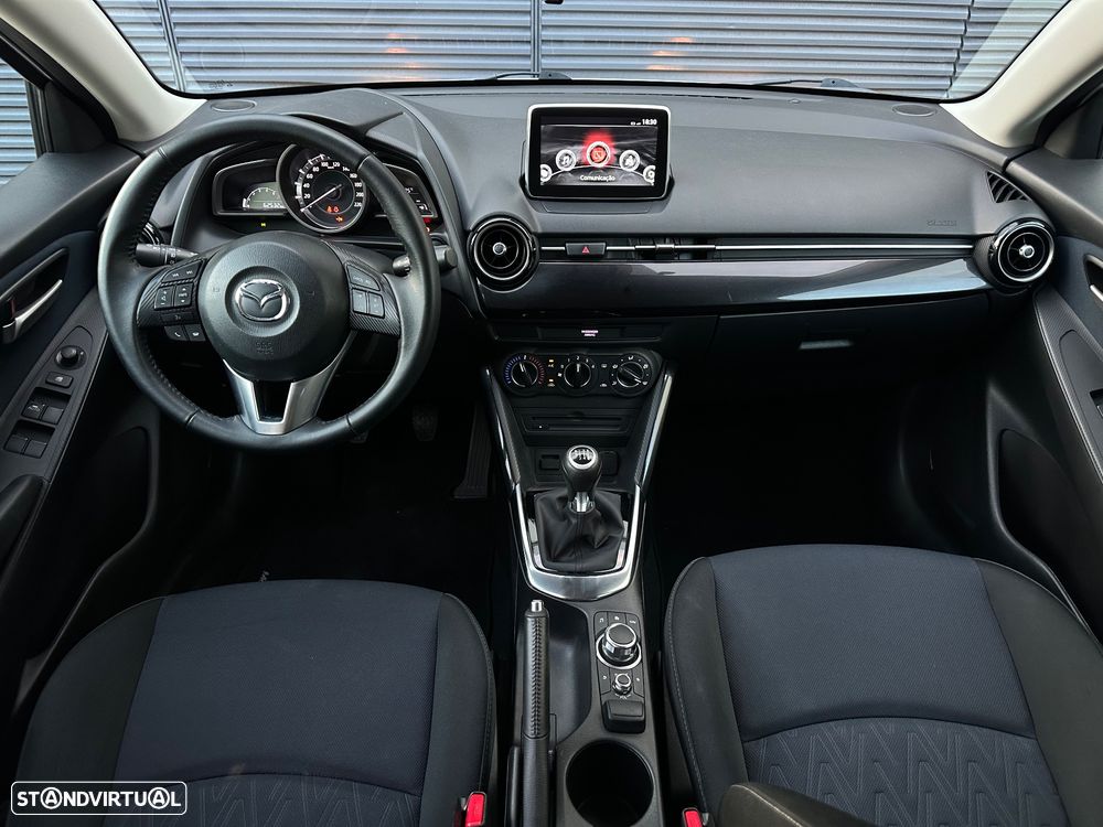Mazda 2 1.5 Sky.Excellence Navi - 22